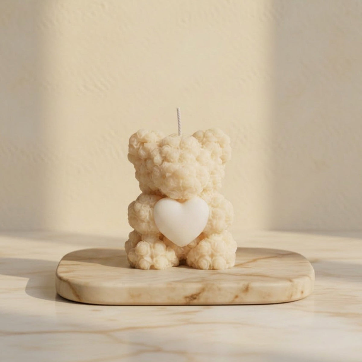 Bomboniera orsetto di rose avorio con cuore e confetti, Piki Candles